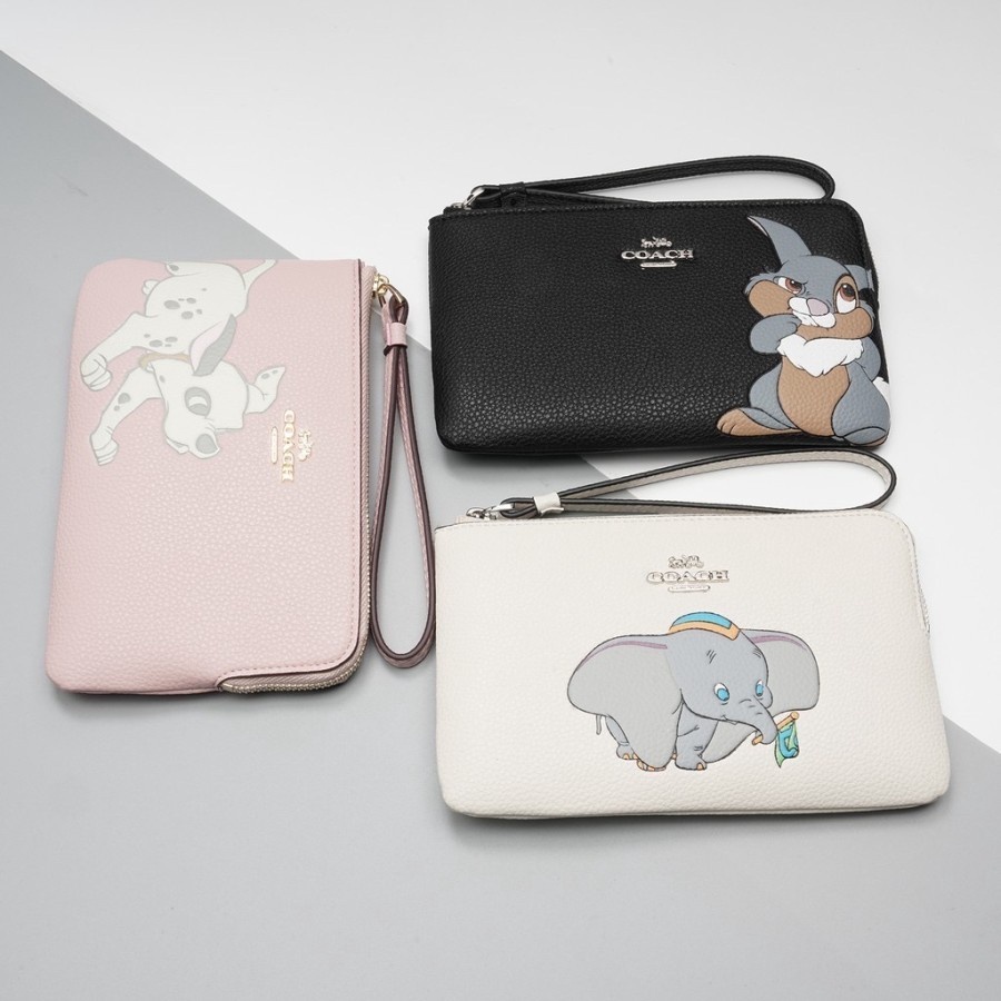 Coach dumbo hot sale wristlet