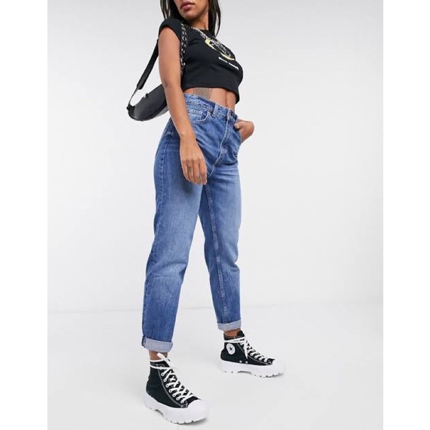 Bershka high waist mom hot sale jeans