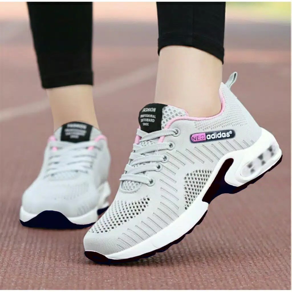 Sneaker cheap adidas wanita