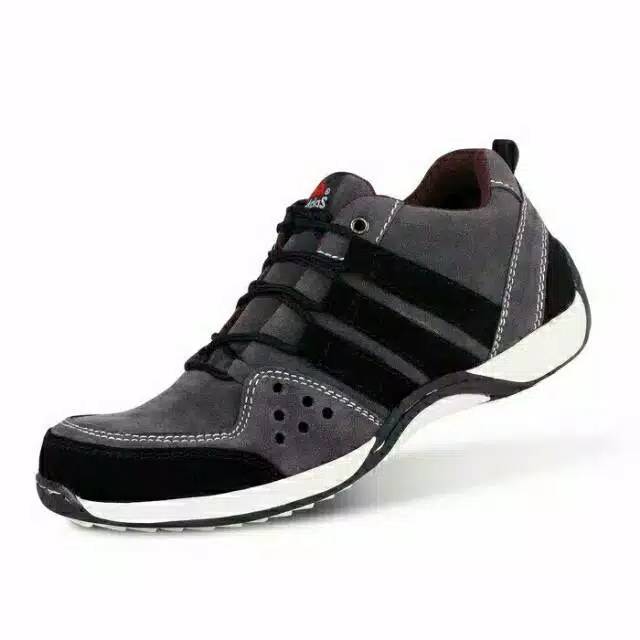 Sepatu safety adidas sales original