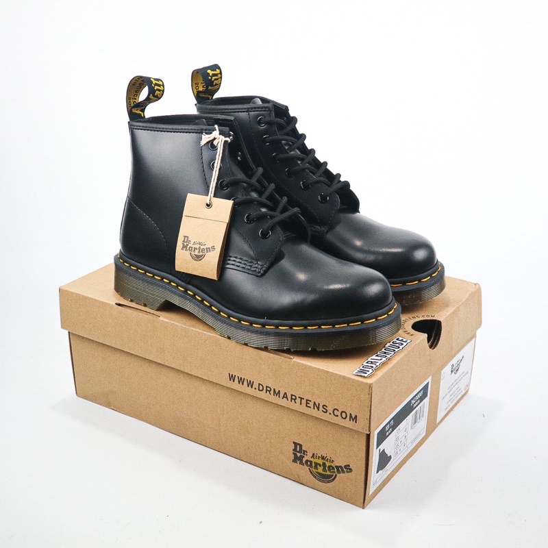 Differenza tra dr martens black & smooth on sale black