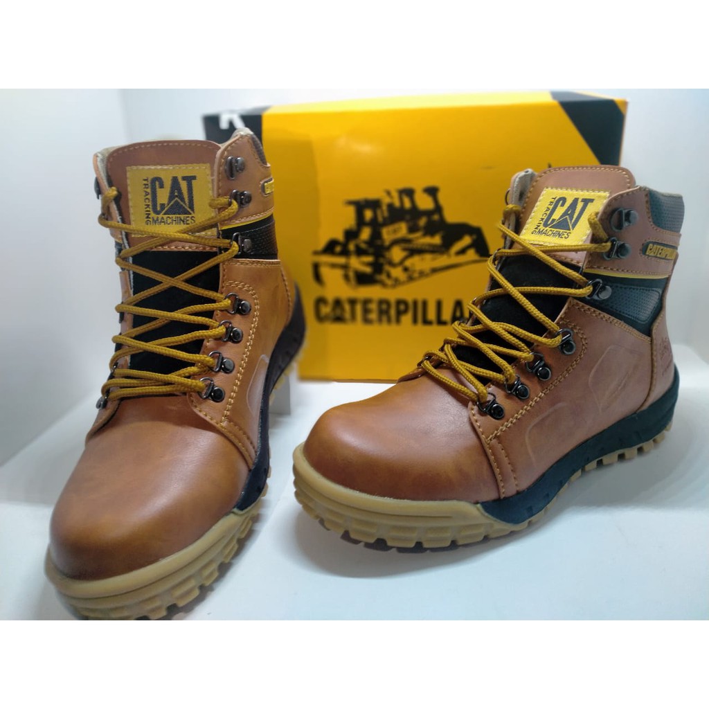 Sepatu 2024 boots caterpillar