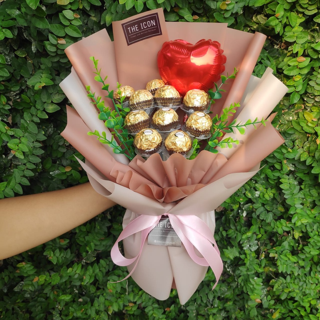 Jual Buket Coklat / Ferrero / Coklat Valentine / Buket Bunga