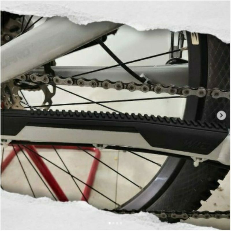 Mtb chainstay clearance guard