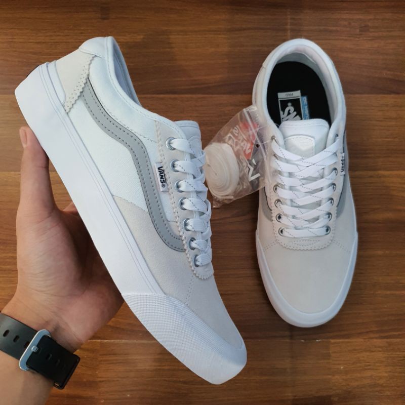 Vans chima pro 2 on sale white