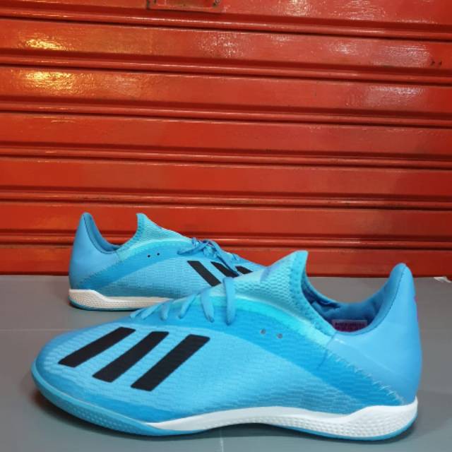 Adidas x best sale tango 19.3