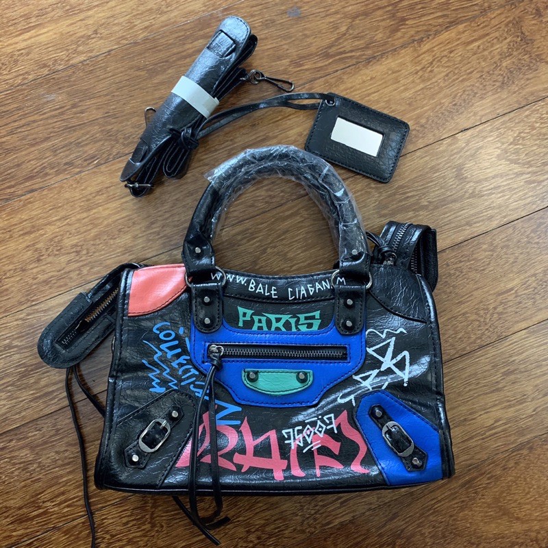 Tas balenciaga hot sale graffiti