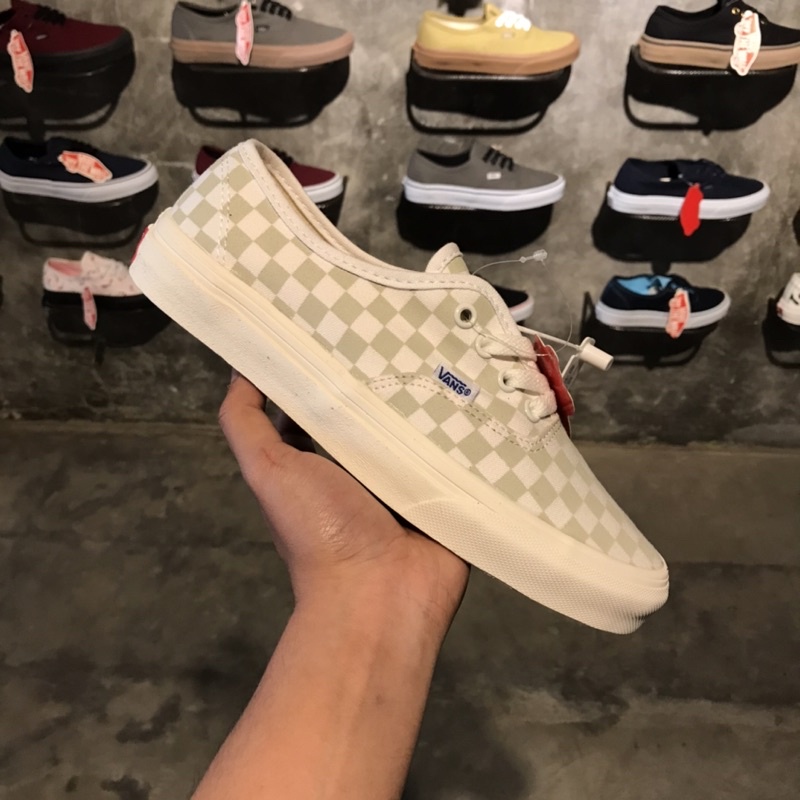 Vans authentic cheap checkerboard marshmallow