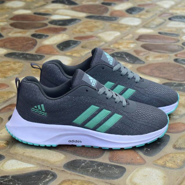 Foto sepatu adidas clearance kw