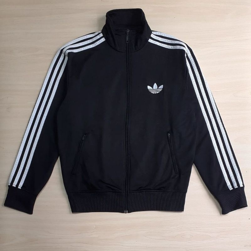 jaket adidas wanita