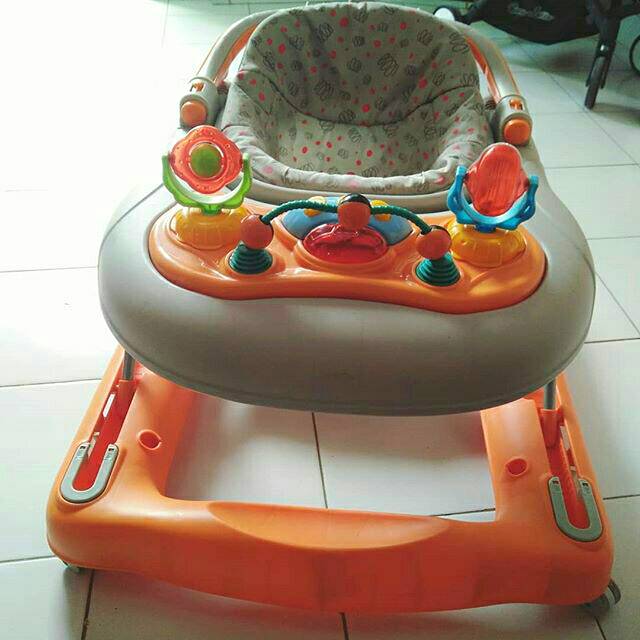 Baby walker cheap murah second