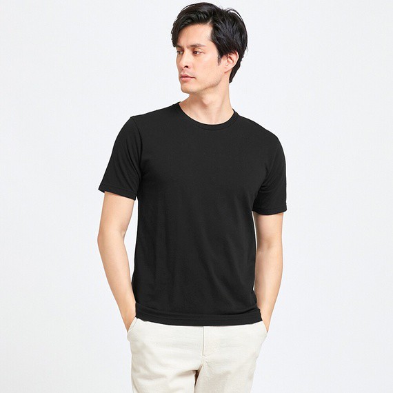 kaos polos uniqlo