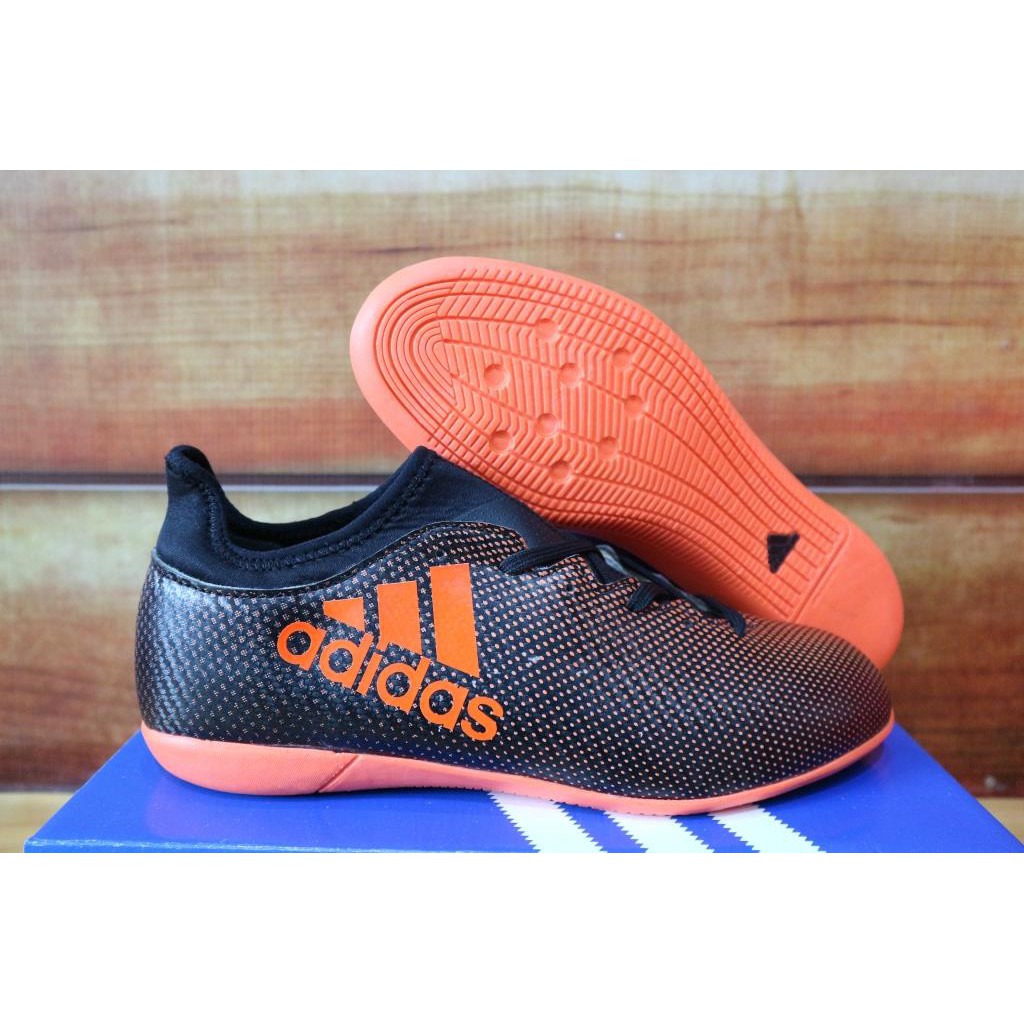 Adidas shop techfit futsal