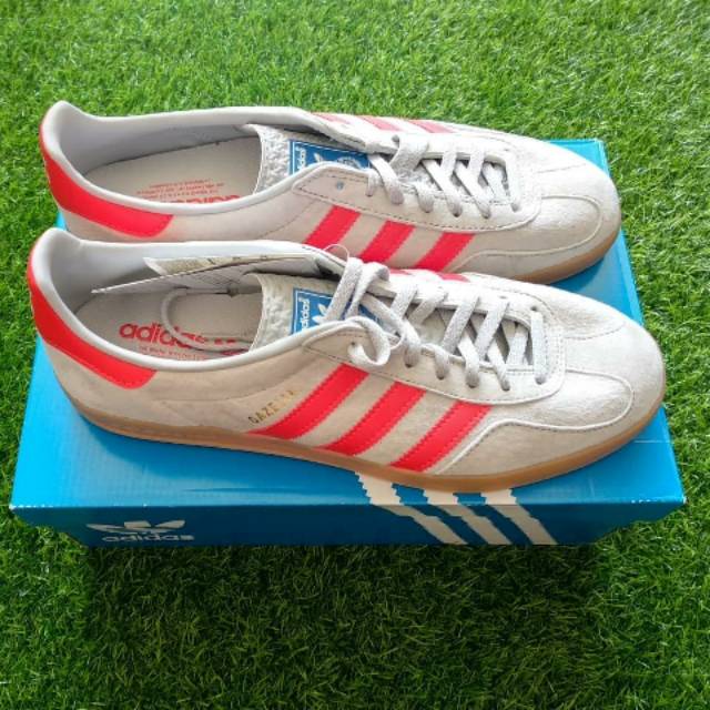 Adidas gazelle cheap indoor grey red