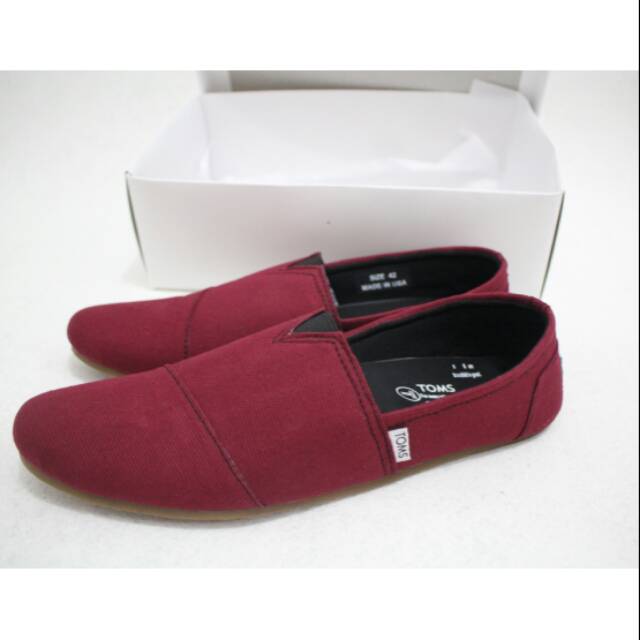 Maroon on sale toms mens