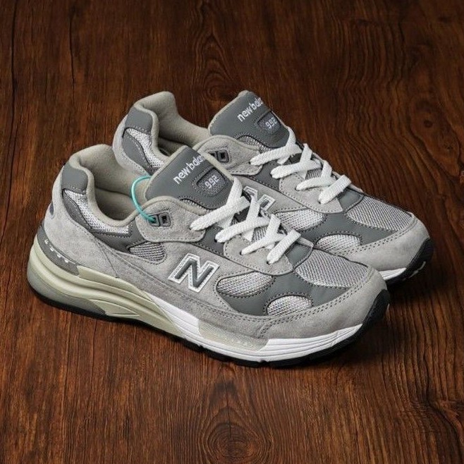 Jual sepatu sneakers pria nb M992 grey M992GR premium import bnib