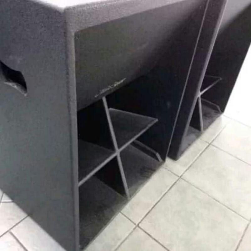 Box speaker best sale 18 inch turbo