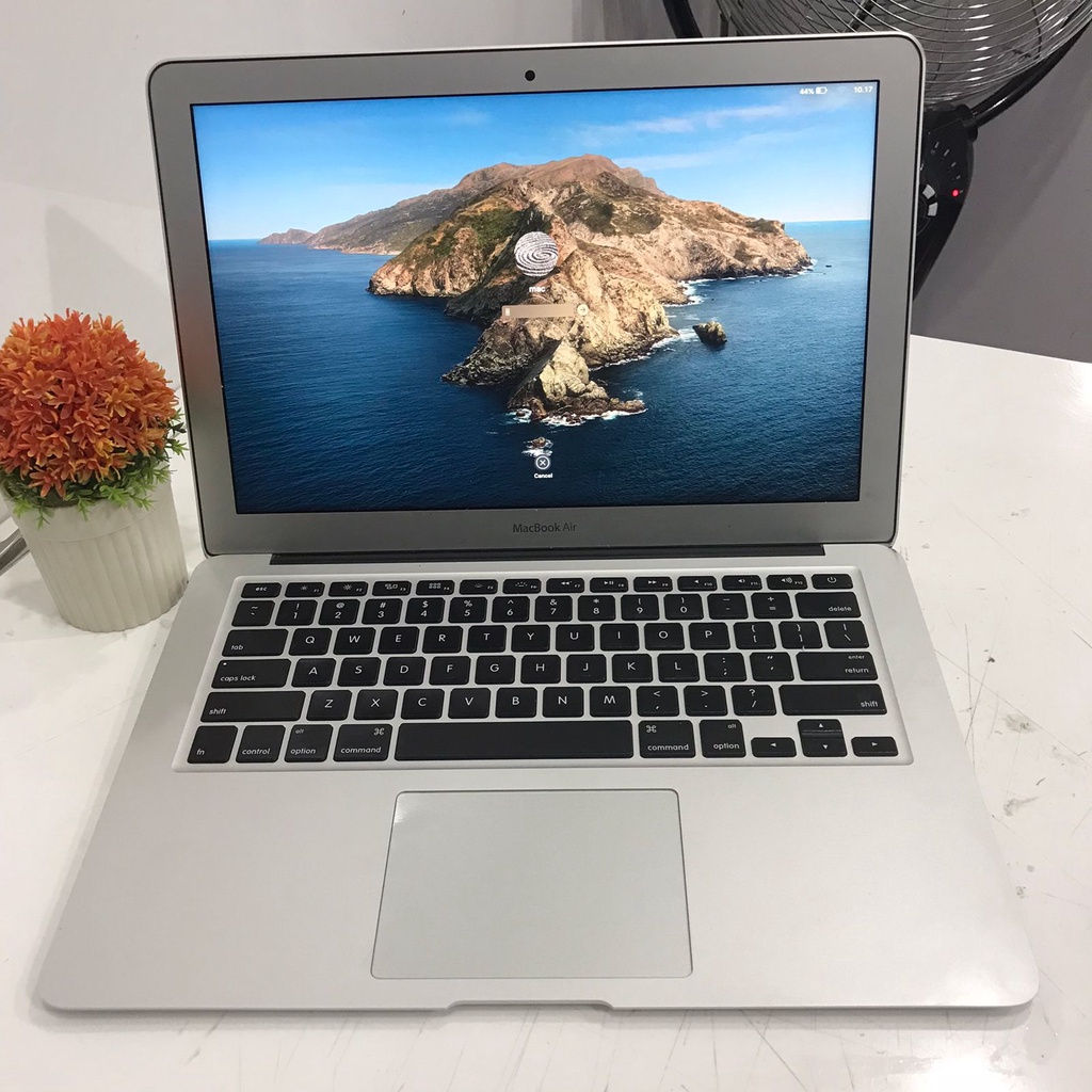 Apple MacBook Air 13 Inch Early 2015 Core i5 Ram 8 Gb Second BergaransI