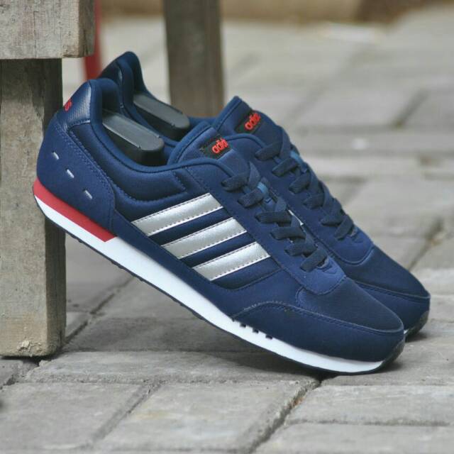 Sepatu adidas hotsell city racer