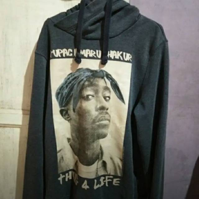 Tupac hoodies clearance h&m