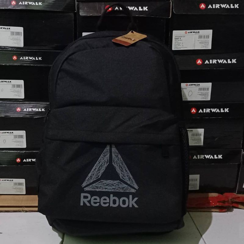 tas reebok sport station