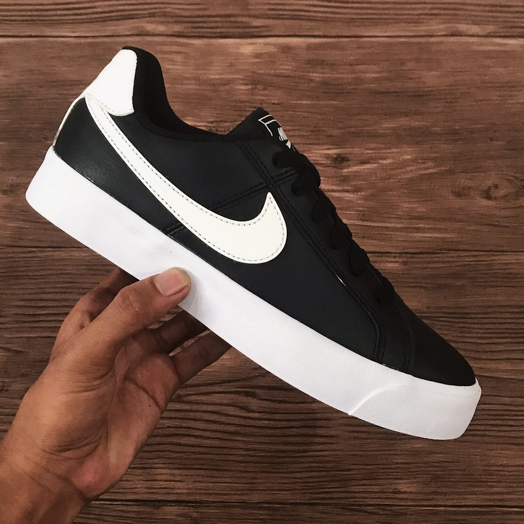 Nike court sale royale lw leather