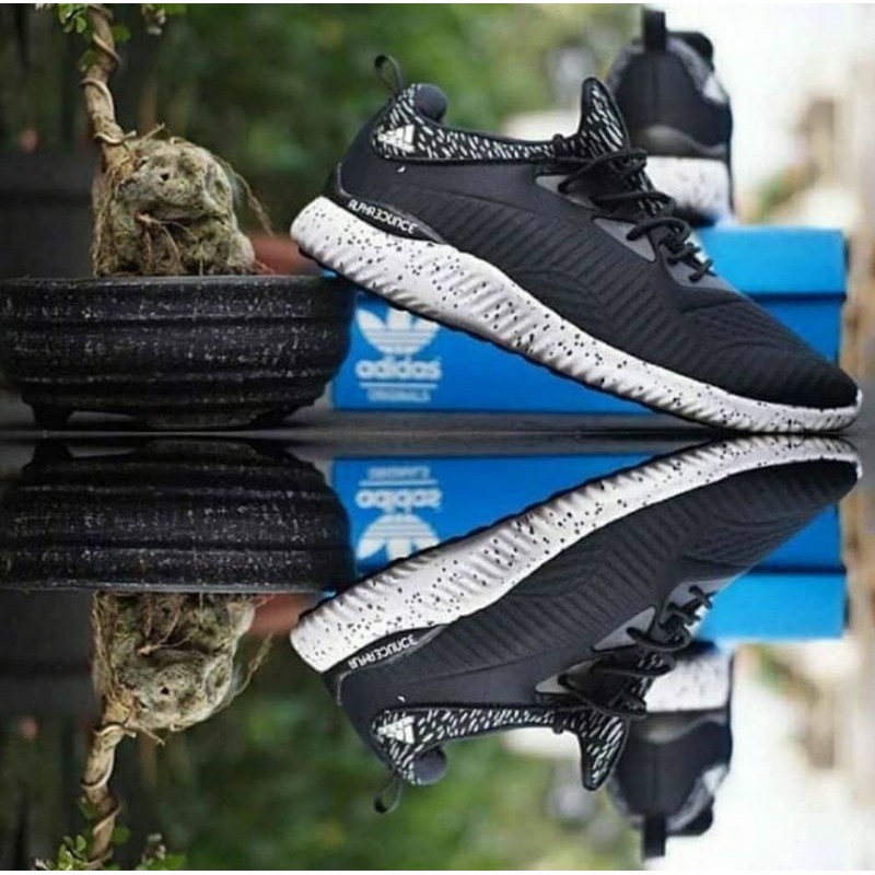 Adidas alphabounce outlet oreo