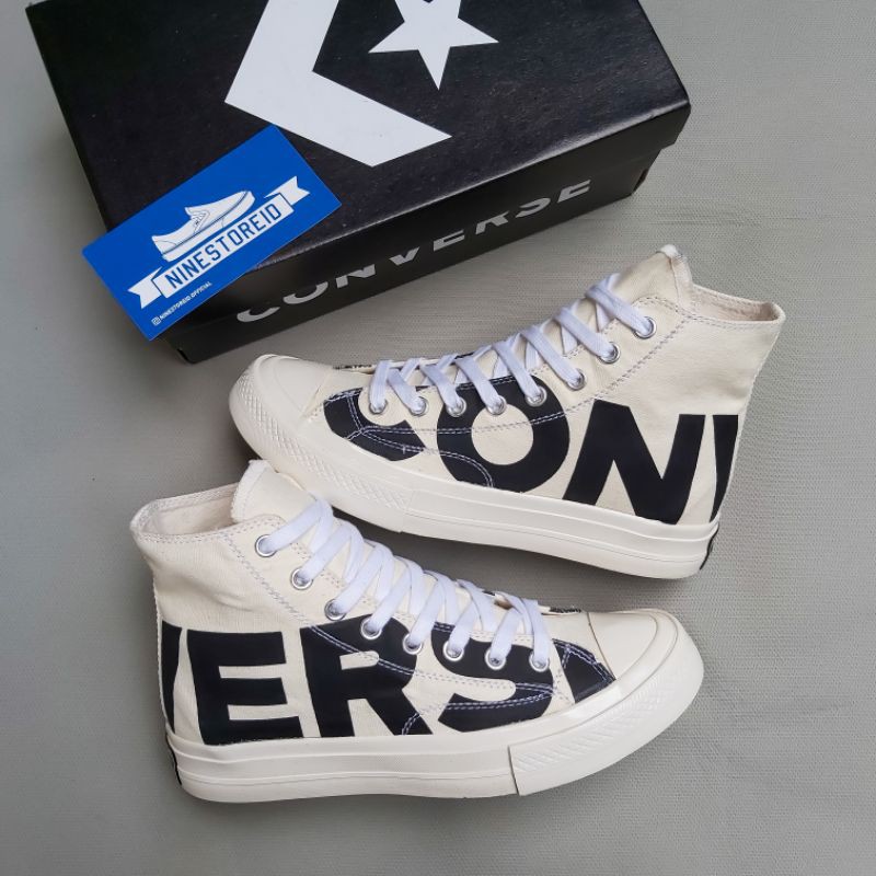 Converse store 70s logo