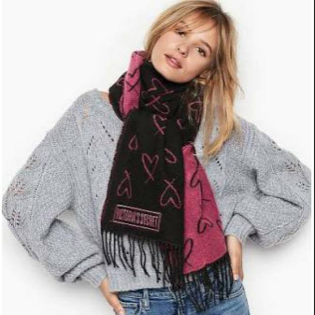 Victoria secret store winter angel scarf