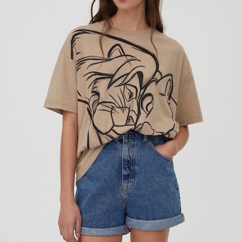 T shirt roi 2024 lion femme bershka