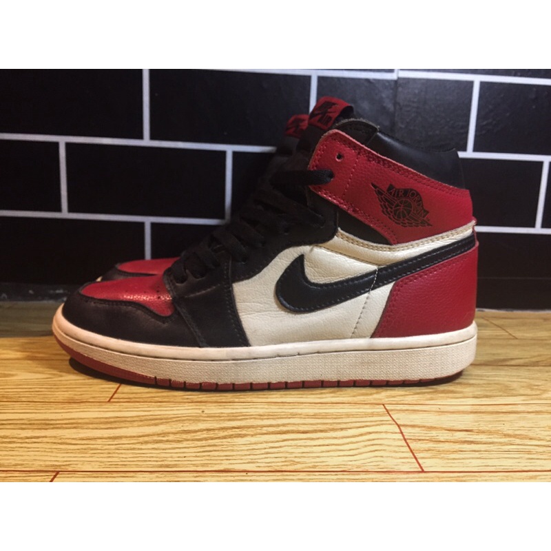 Harga air jordan on sale 1 bred toe