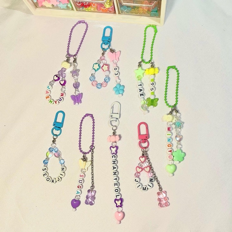 【210905B】ビーズ キーホルダー 韓国 twice nct ENHYPEN 210905B】ビーズ キーホルダー 韓国 twice nct ENHYPEN