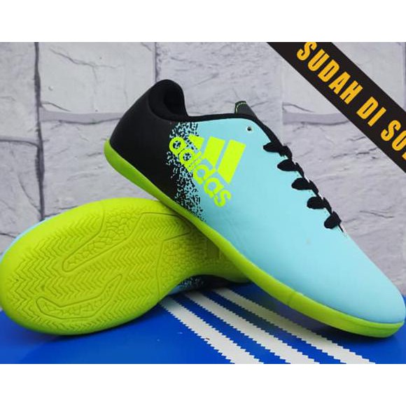 Sepatu futsal outlet adidas x techfit