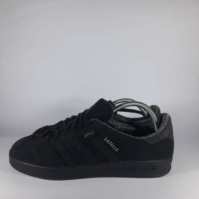 Adidas gazelle gore tex sale