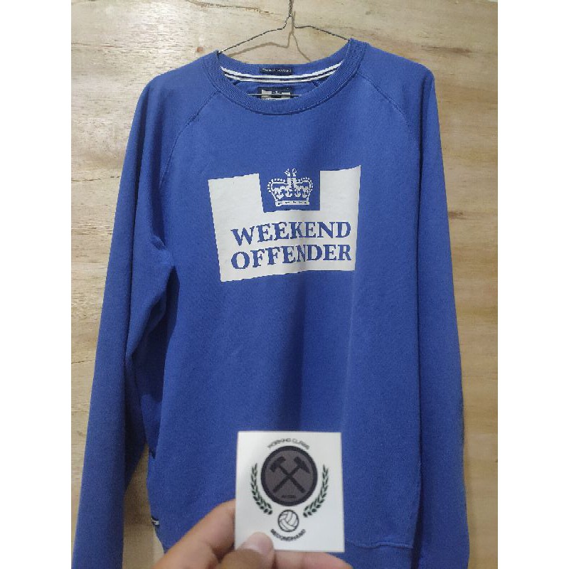 Harga crewneck shop weekend offender