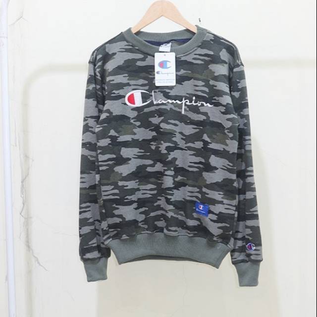 Champion clearance camo crewneck