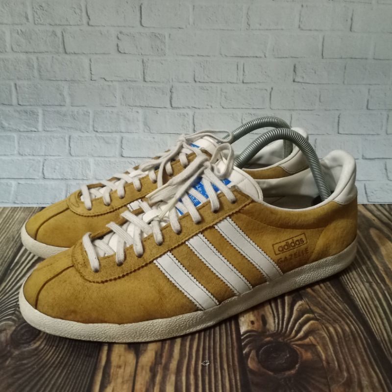 Adidas gazelle og clearance yellow