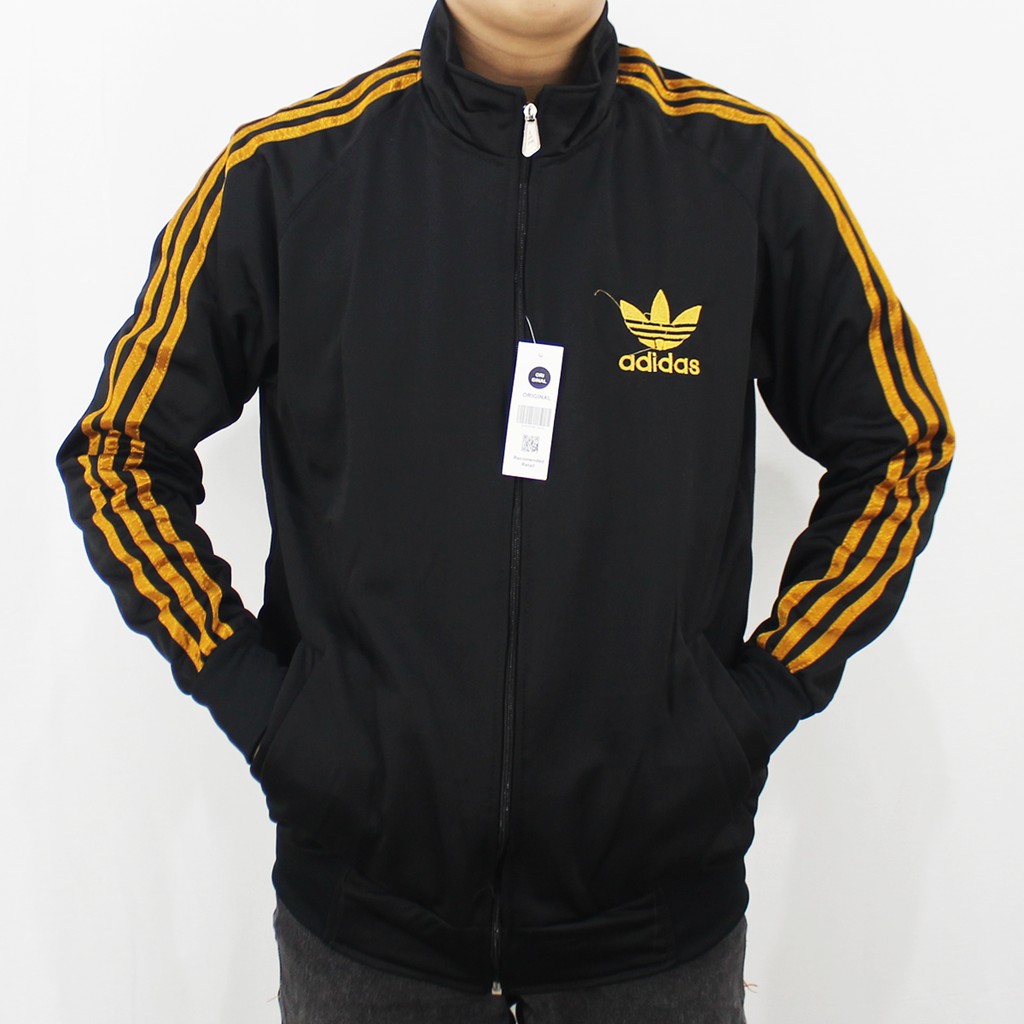 Foto jaket 2025 adidas terbaru