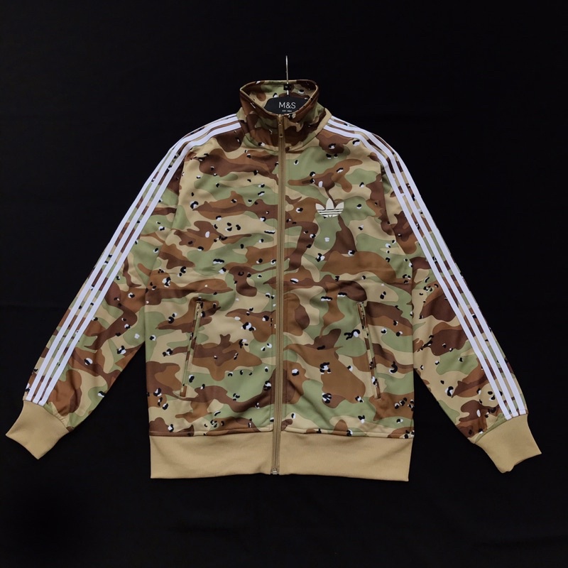 Tracktop discount adidas camo