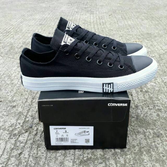 Harga converse deals chuck taylor original