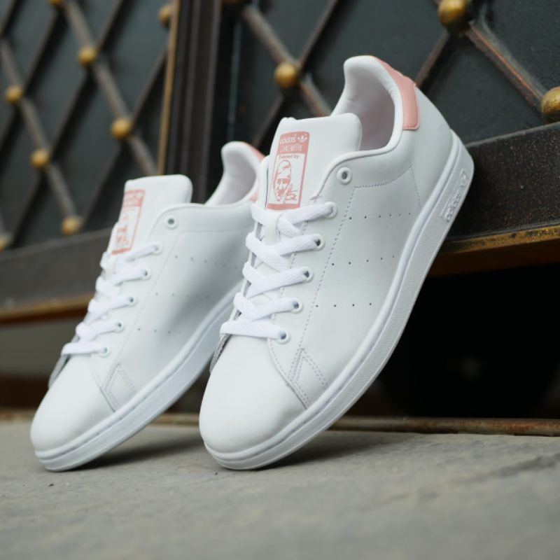 Adidas stan store smith peach