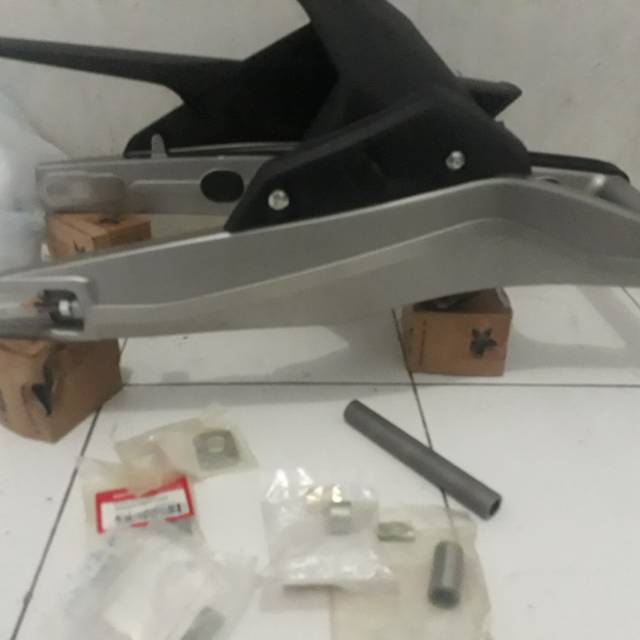 Swing arm online cbr 250