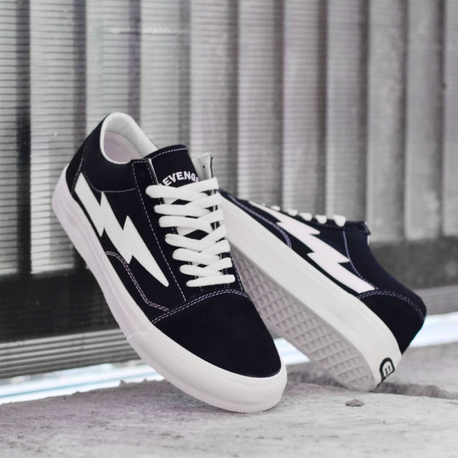 Revenge x hot sale storm harga