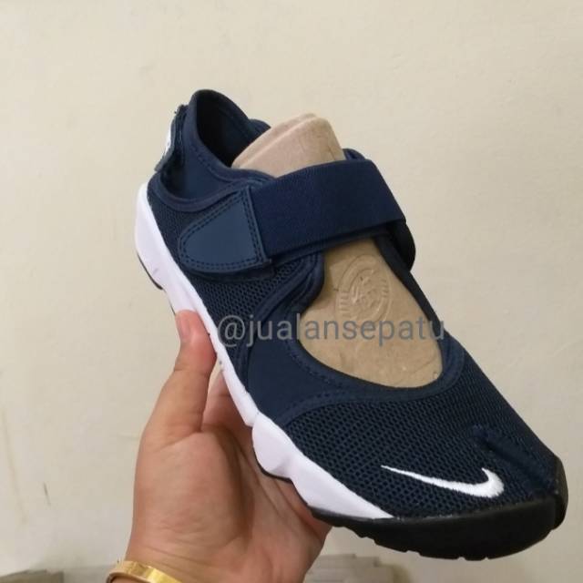 Jual TERLARIS SEPATU NINJA NIKE AIR RIFT SLIP ON SEPATU SLOP