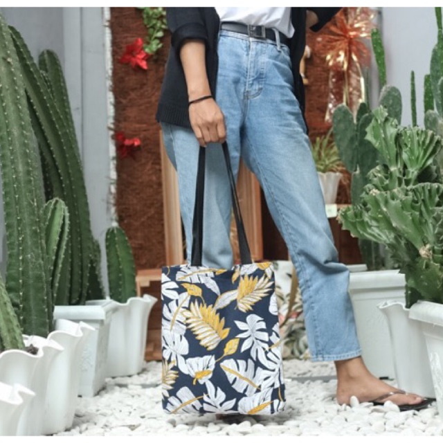 Beliya tote bag discount shopee