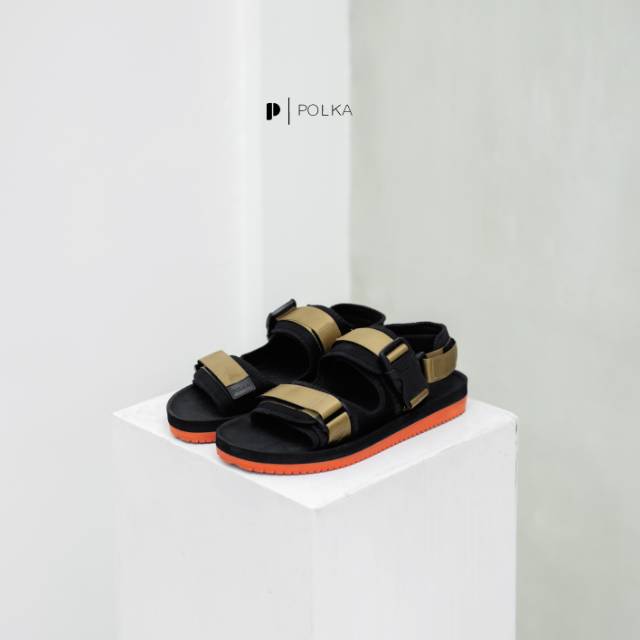 Polka sandals online