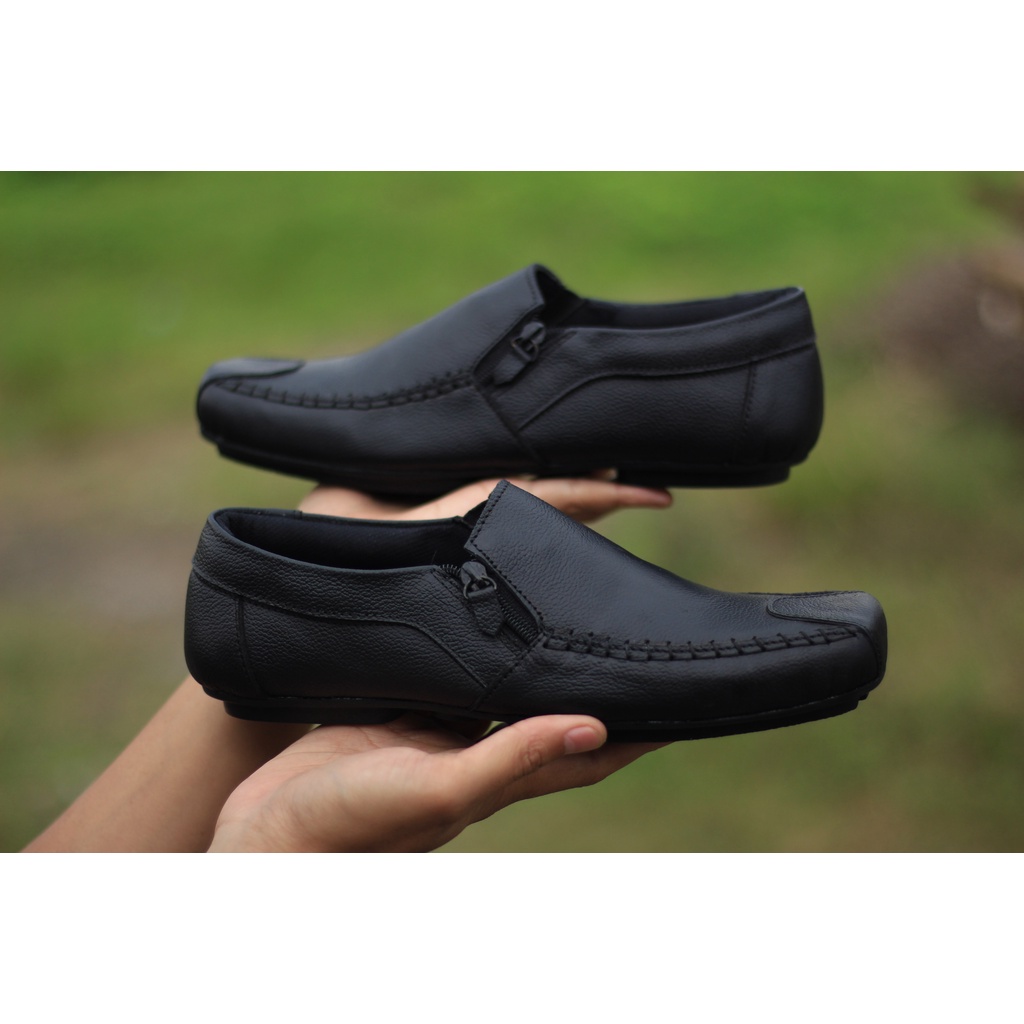 Sepatu cowok loafer slip on sepatu pria tampa tali nd0167