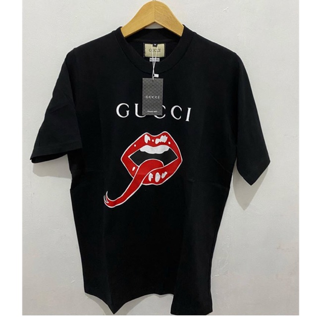 gucci lips tee