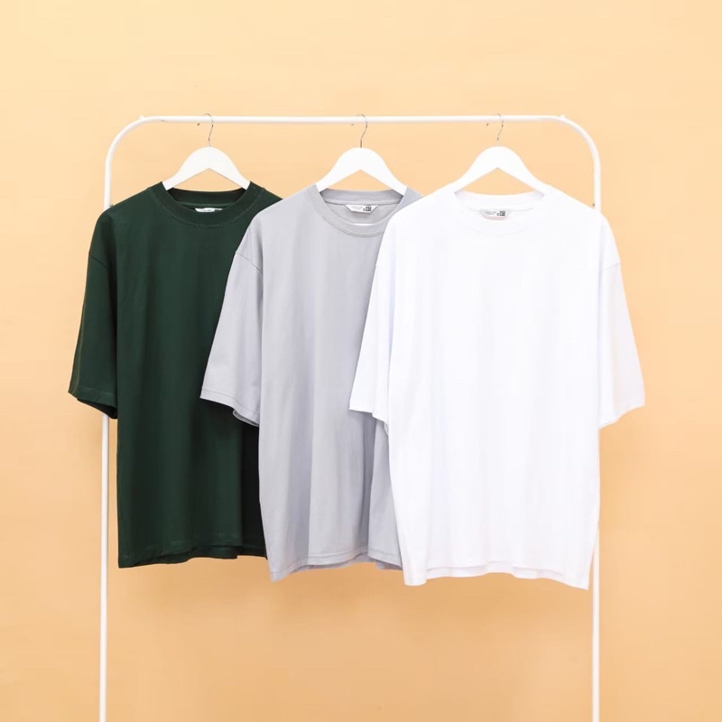 Kaos polos clearance uniqlo