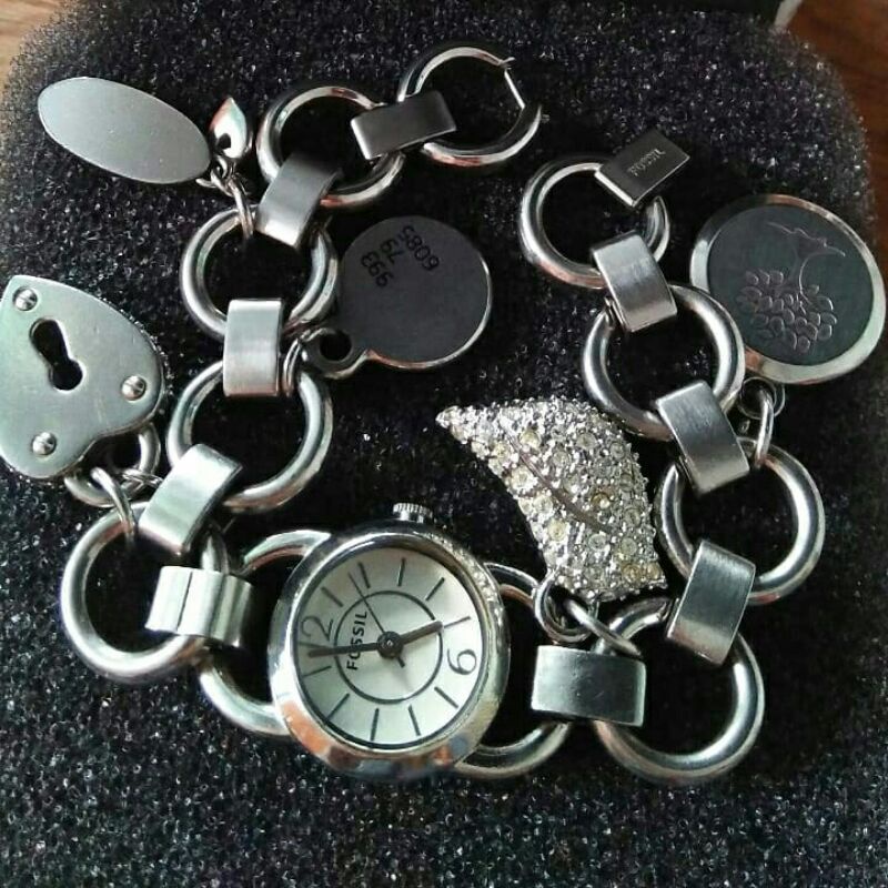 Jual watch charm fossil Shopee Indonesia